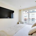 Luxurious Apartment - 2Br- 6P Eiffel Tower View
