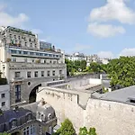 Luxurious Apartment - 2Br- 6P Eiffel Tower View